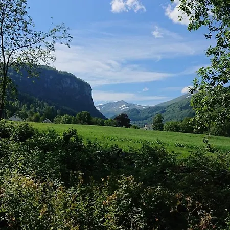 Eidsdal Camping Og Feriehus Extérieur photo