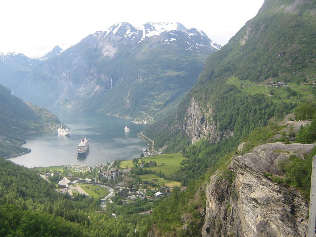 Og Eidsdal